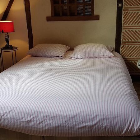Le Petit Logis De Tinteniac Angers Exterior foto