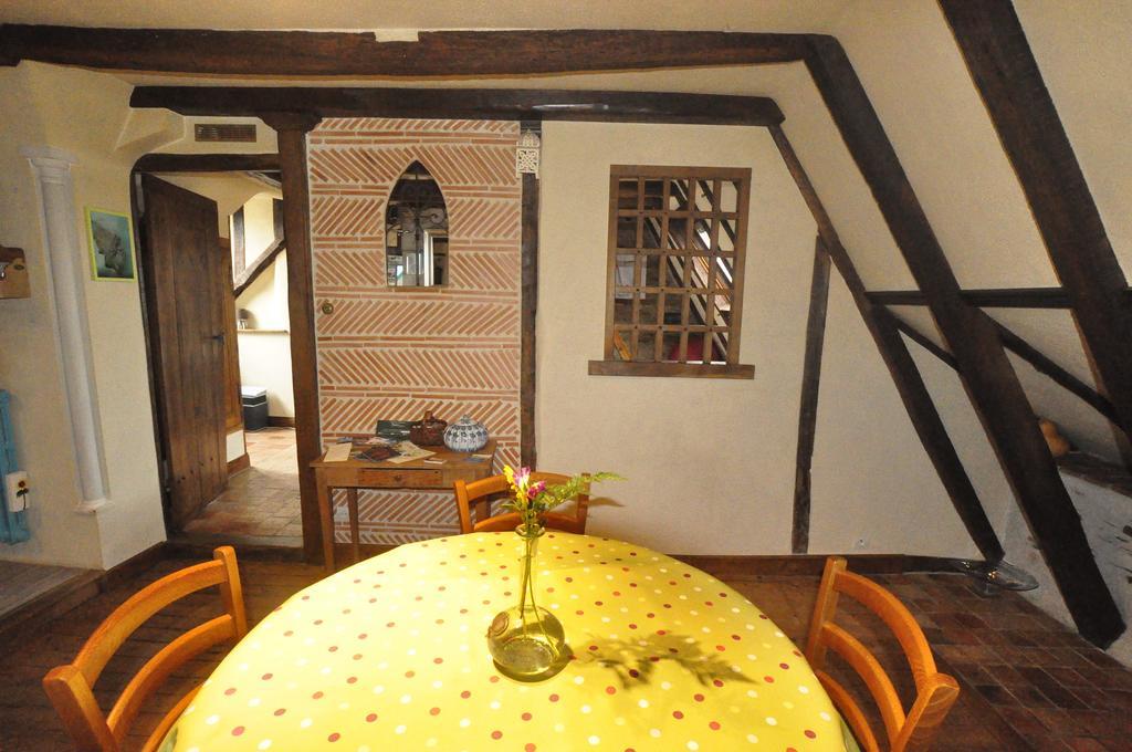 Le Petit Logis De Tinteniac Angers Zimmer foto